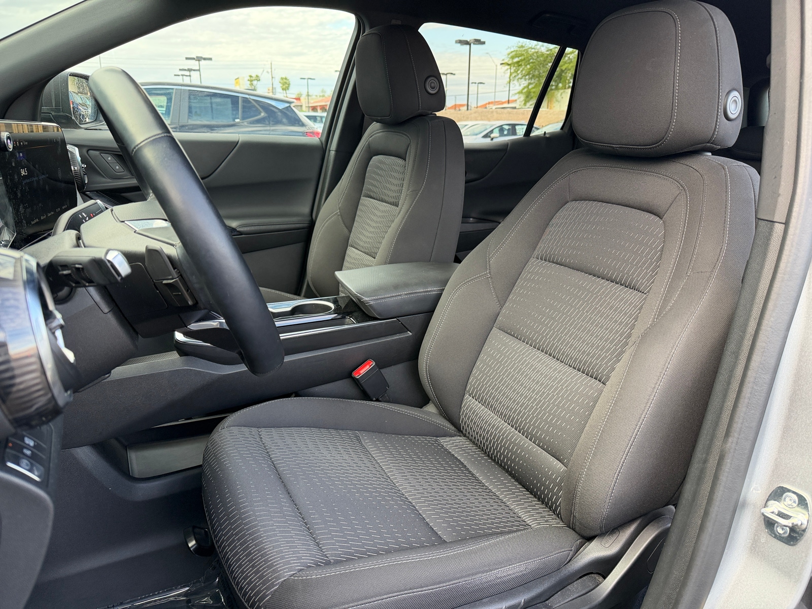 Thumbnail: 2025 Chevrolet Equinox - 2