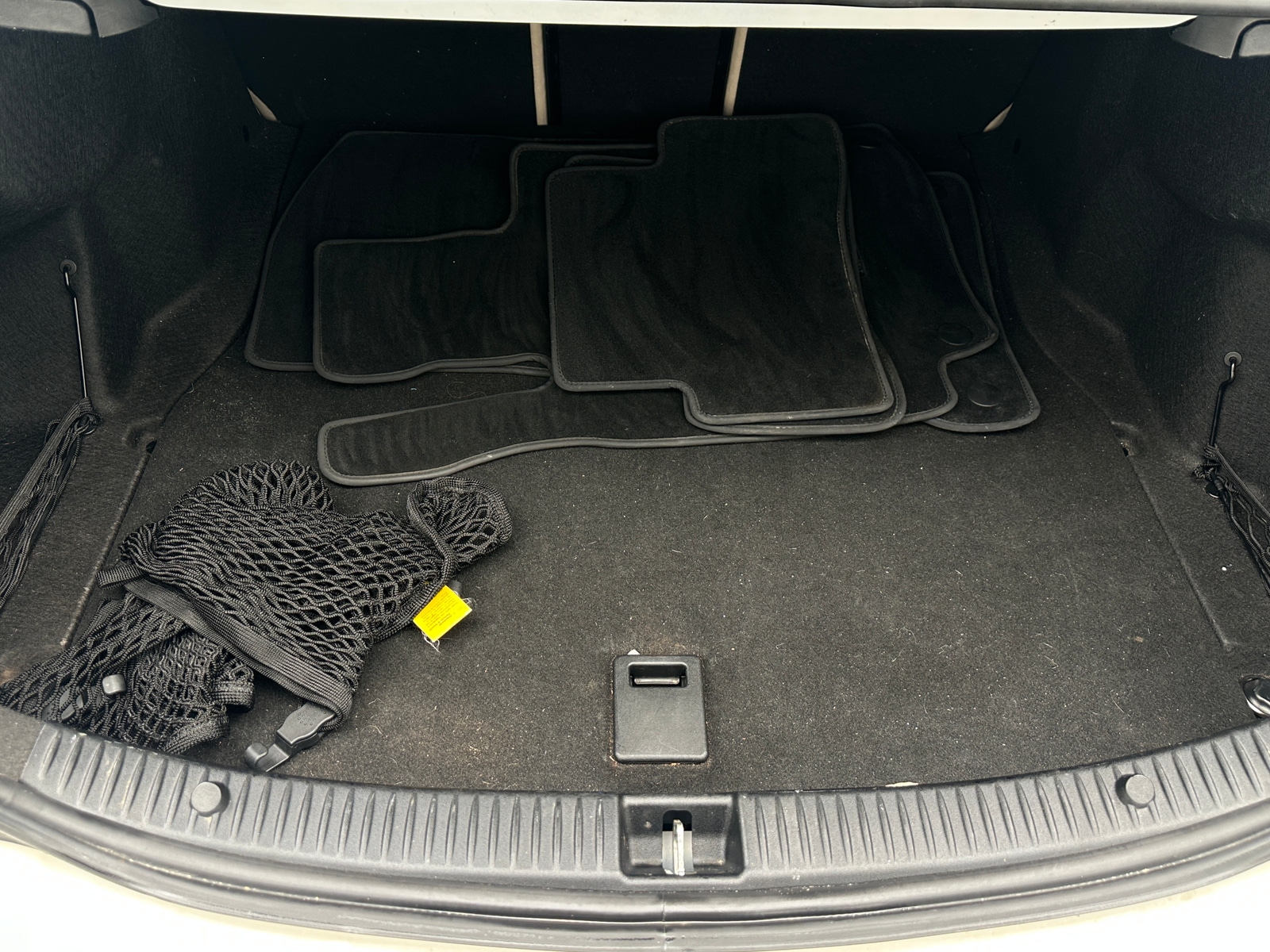 Thumbnail: 2017 Mercedes-Benz C-Class - 6