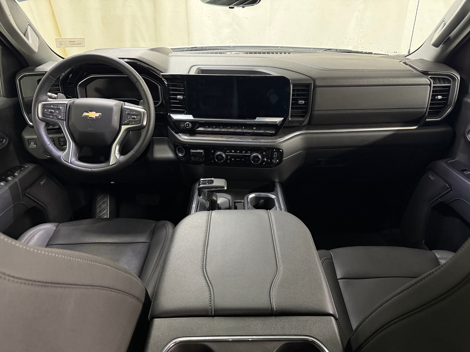 Thumbnail: 2023 Chevrolet Silverado 1500 - 2