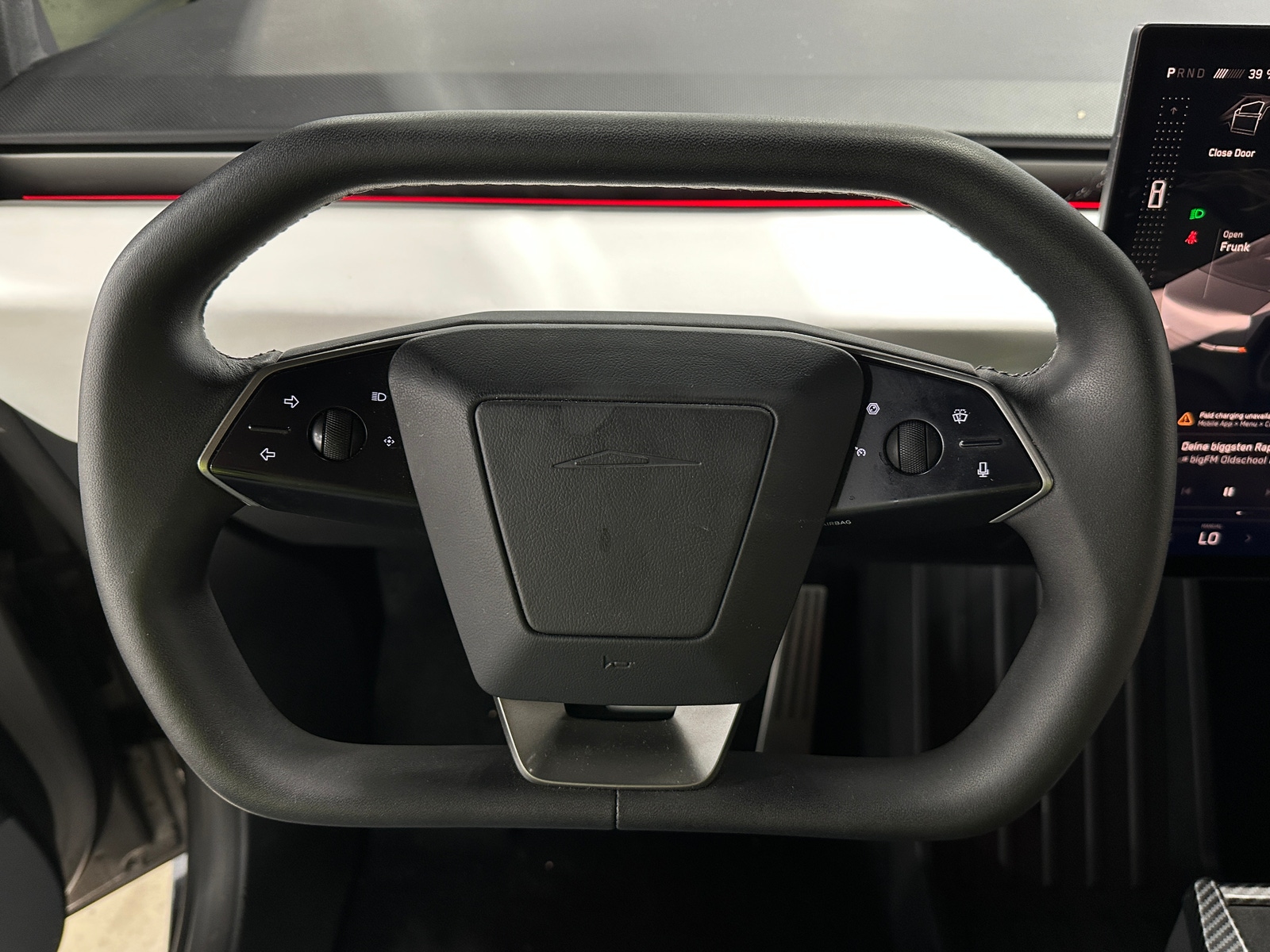 Thumbnail: 2024 Tesla Cybertruck - 4