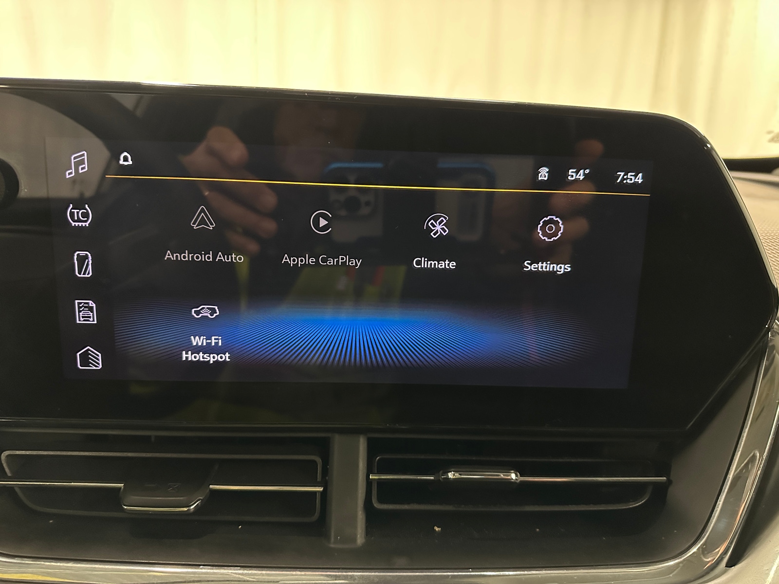 Thumbnail: 2025 Chevrolet Trax - 4