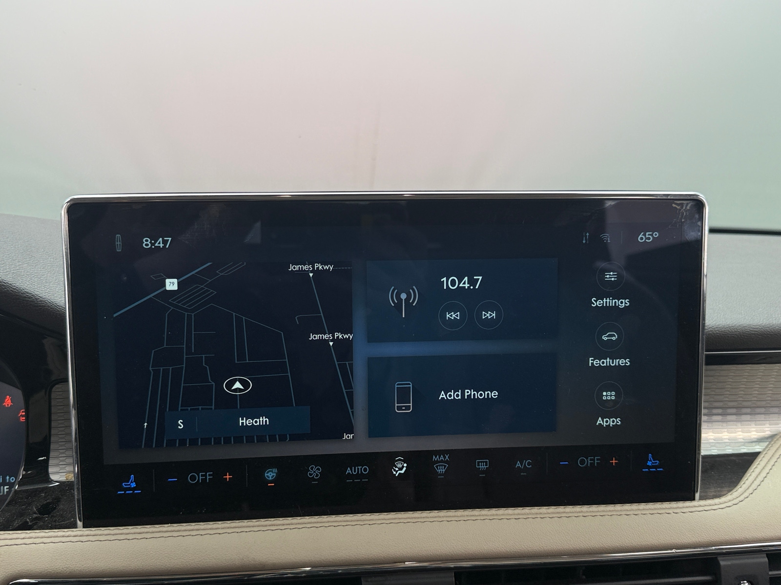 Thumbnail: 2023 Lincoln Corsair - 3