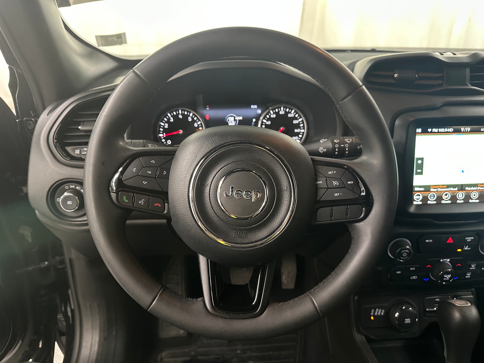 Thumbnail: 2022 Jeep Renegade - 5