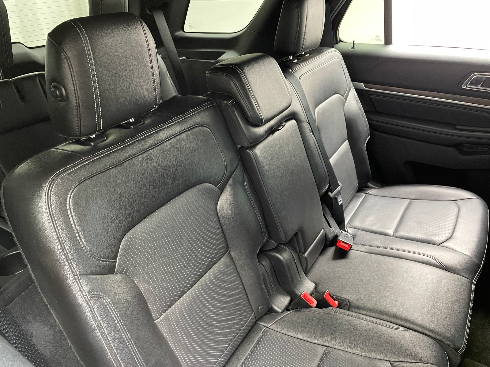 Thumbnail: 2016 Ford Explorer - 5