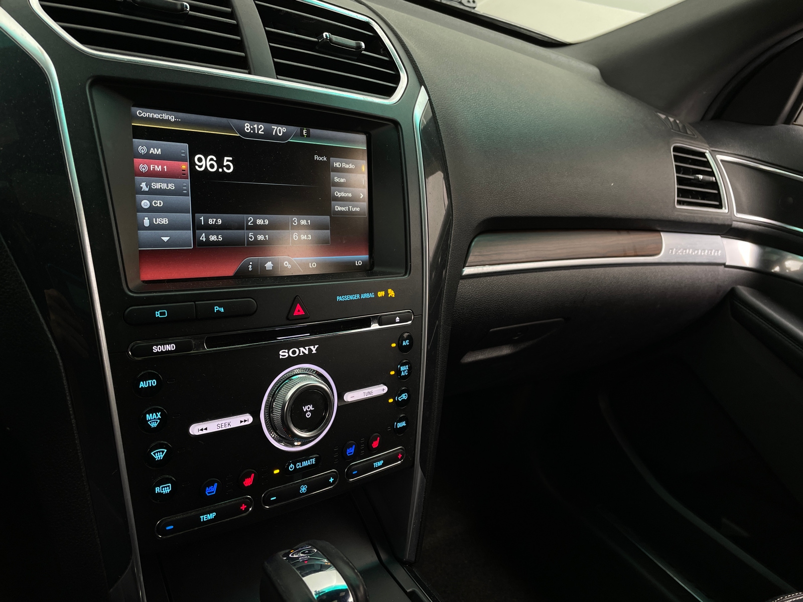 Thumbnail: 2016 Ford Explorer - 3