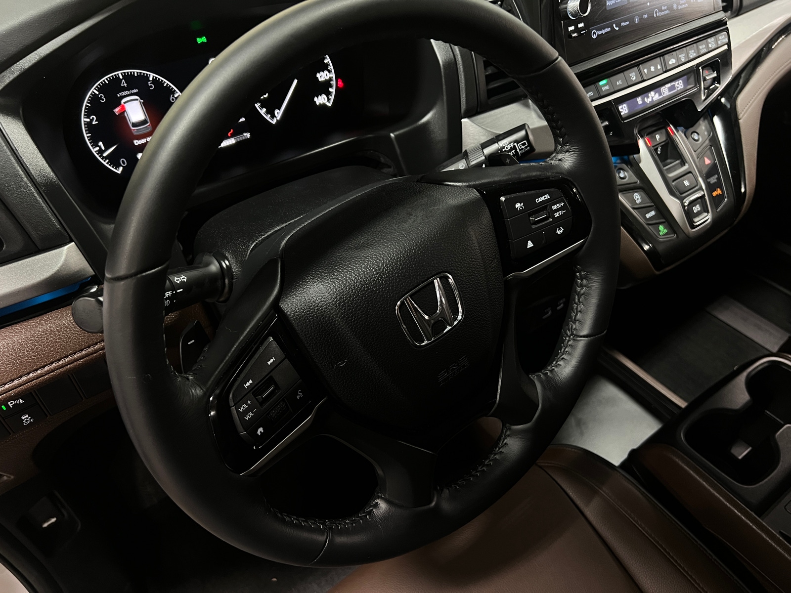 Thumbnail: 2025 Honda Odyssey - 4