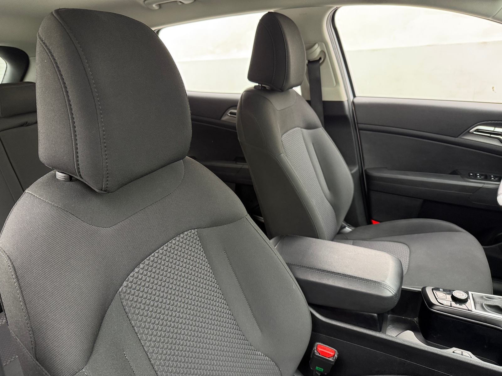 Thumbnail: 2025 Kia Sportage - 2