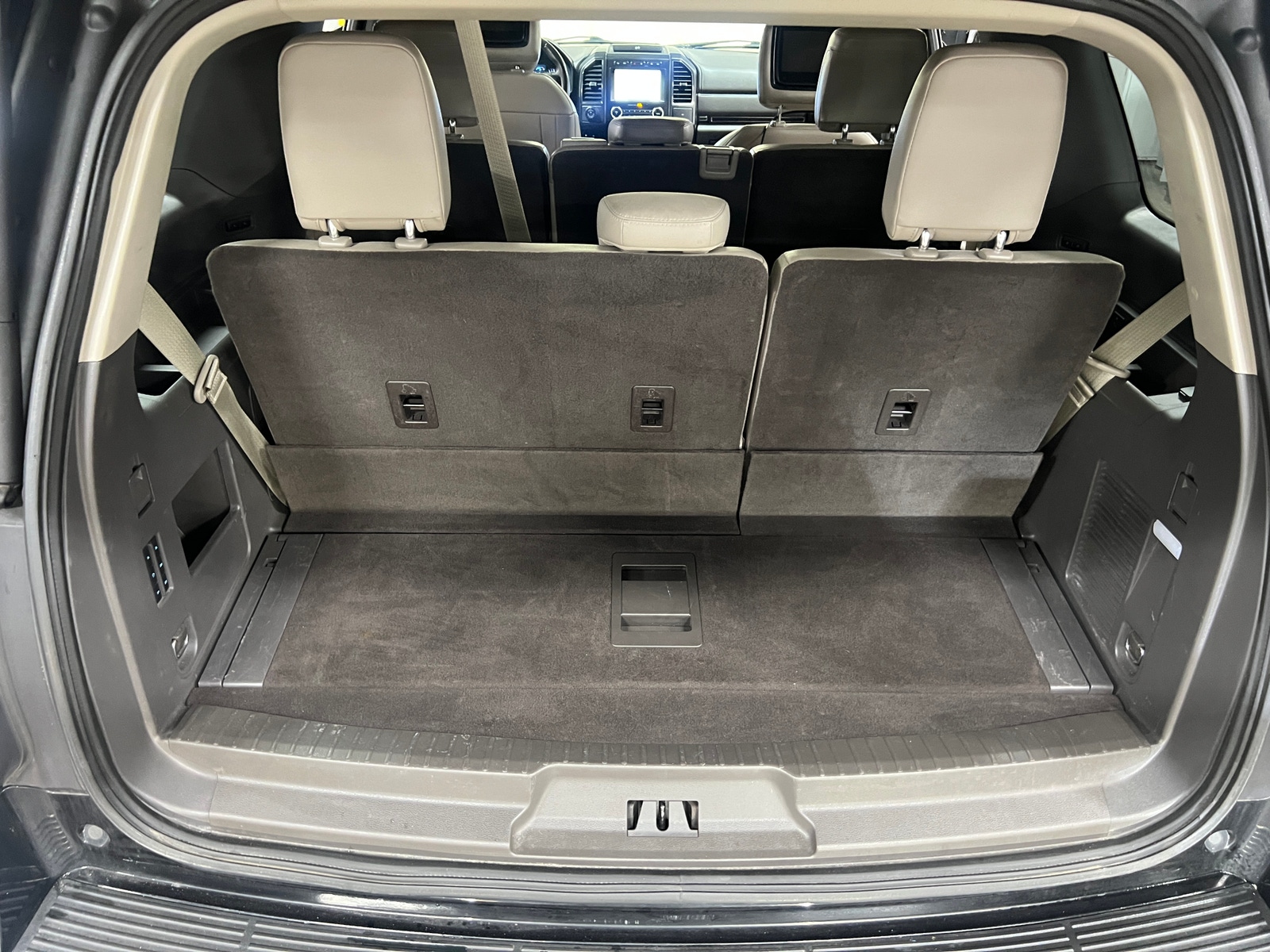 Thumbnail: 2021 Ford Expedition - 6