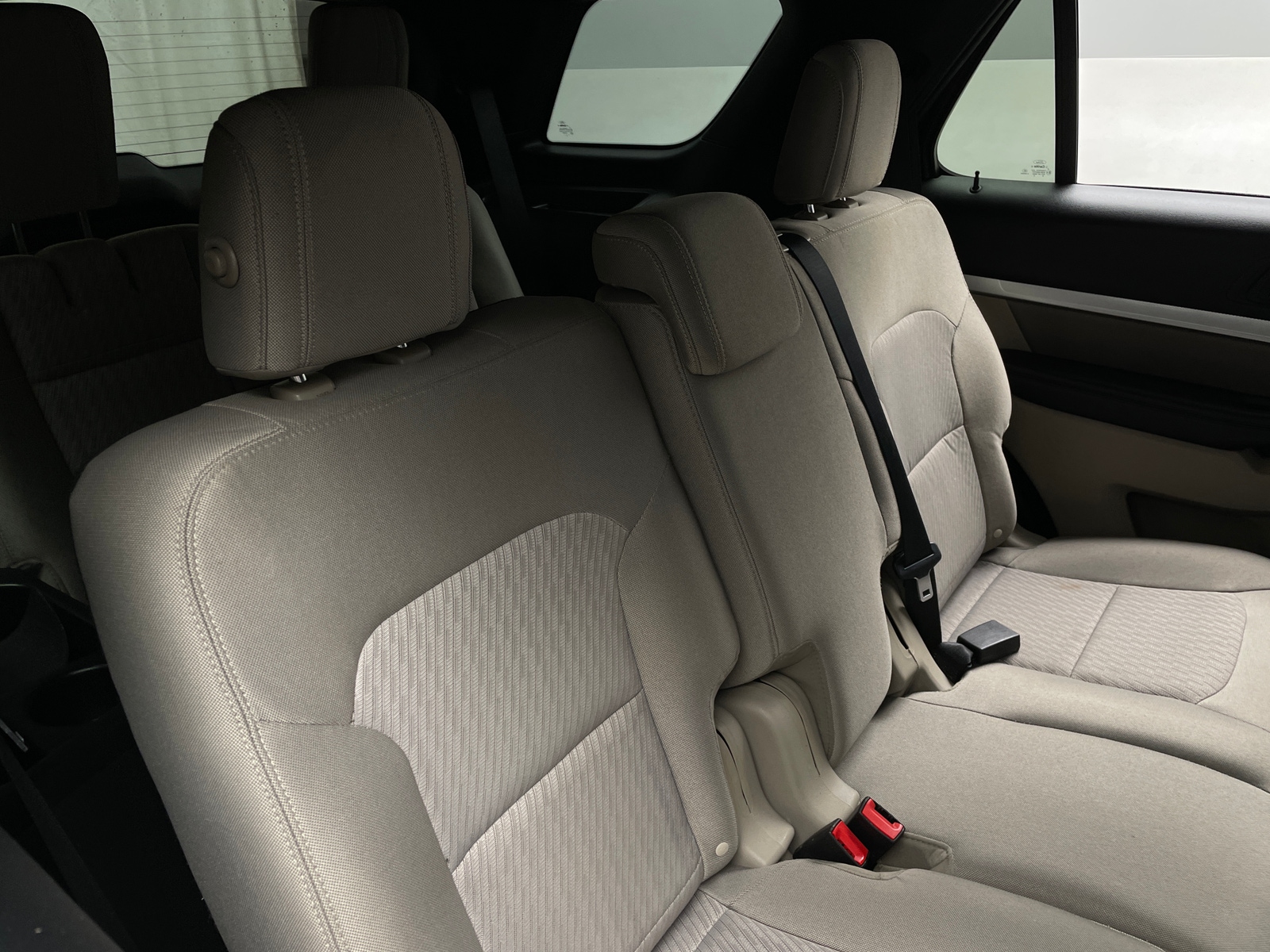 Thumbnail: 2018 Ford Explorer - 6