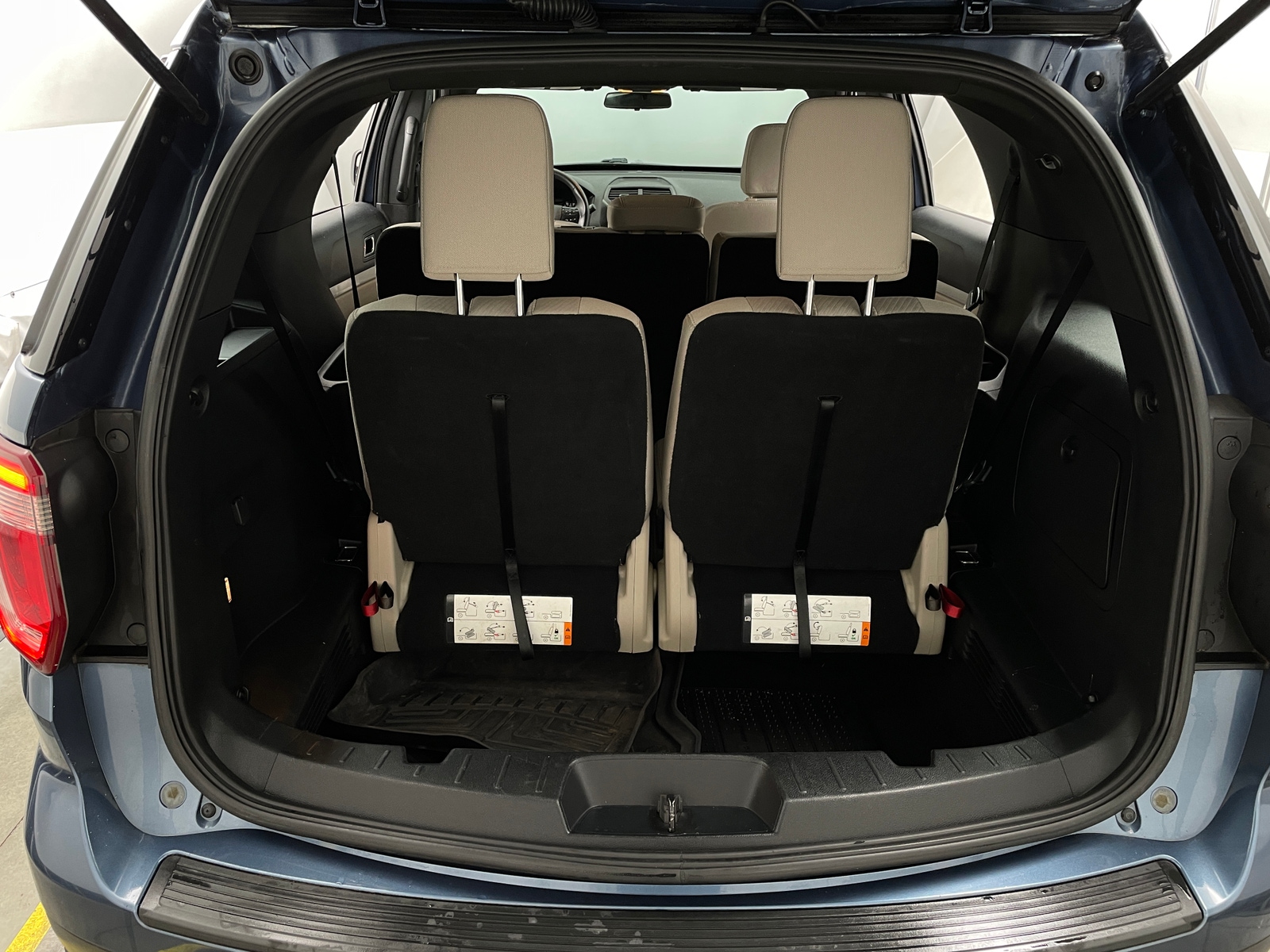 Thumbnail: 2018 Ford Explorer - 7