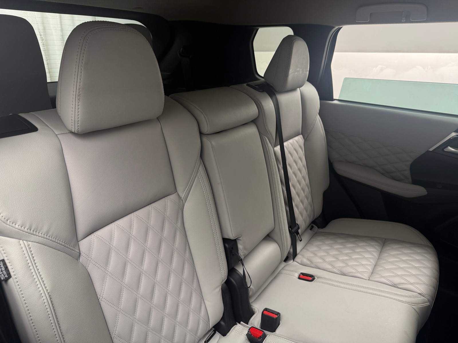 Thumbnail: 2022 Mitsubishi Outlander - 5