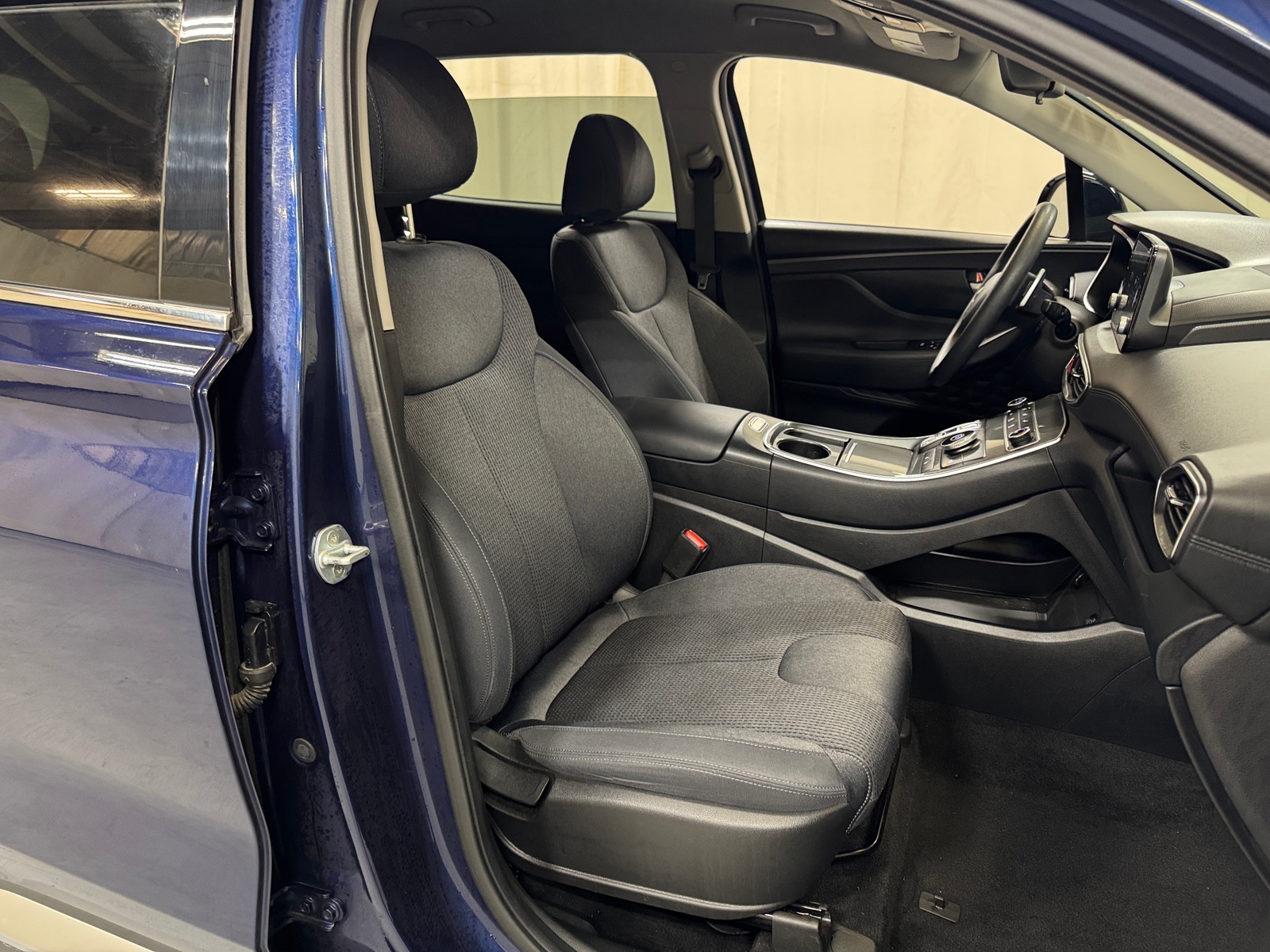 Thumbnail: 2022 Hyundai Santa Fe - 2