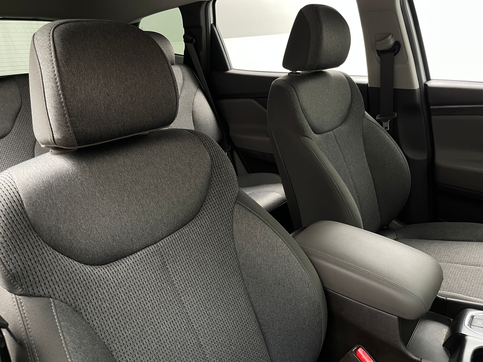 Thumbnail: 2019 Hyundai Santa Fe - 2