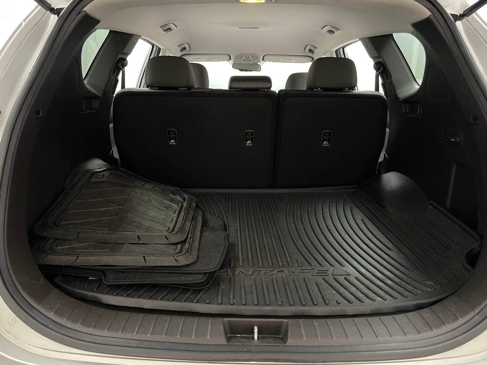 Thumbnail: 2019 Hyundai Santa Fe - 7