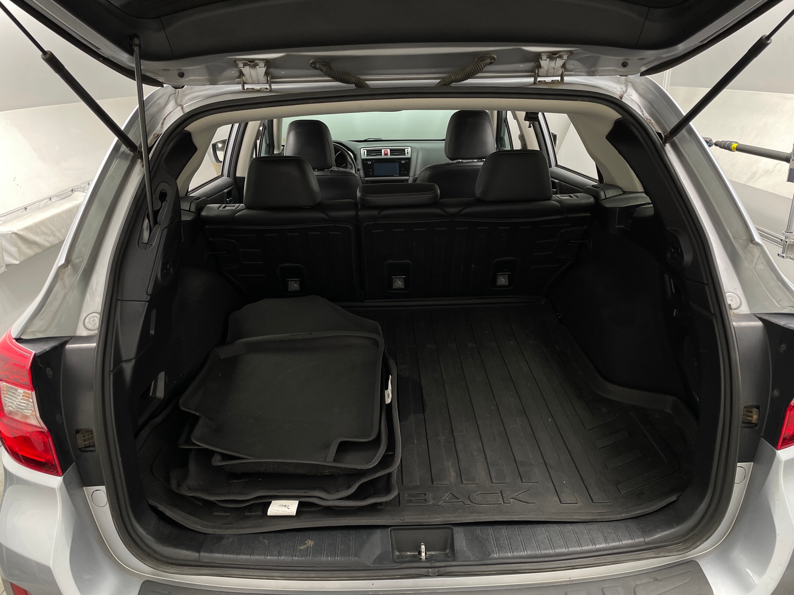 Thumbnail: 2017 Subaru Outback - 6