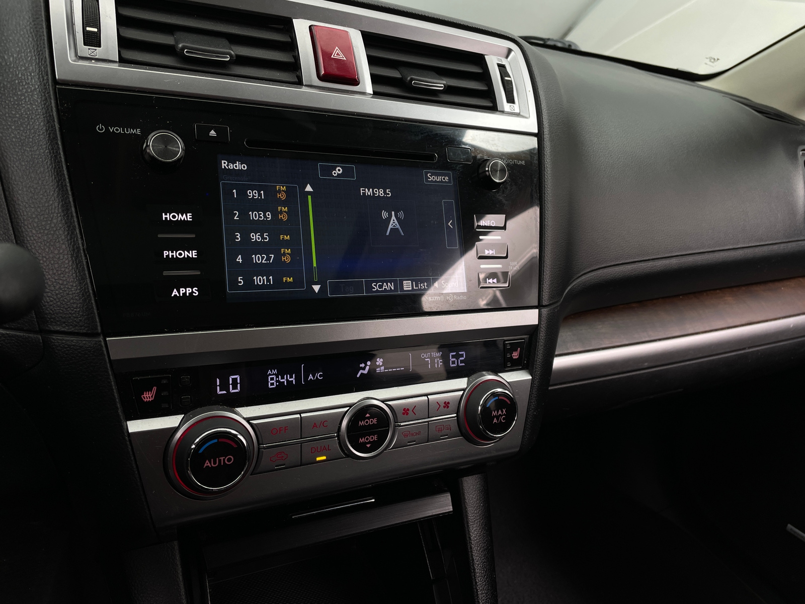 Thumbnail: 2017 Subaru Outback - 3