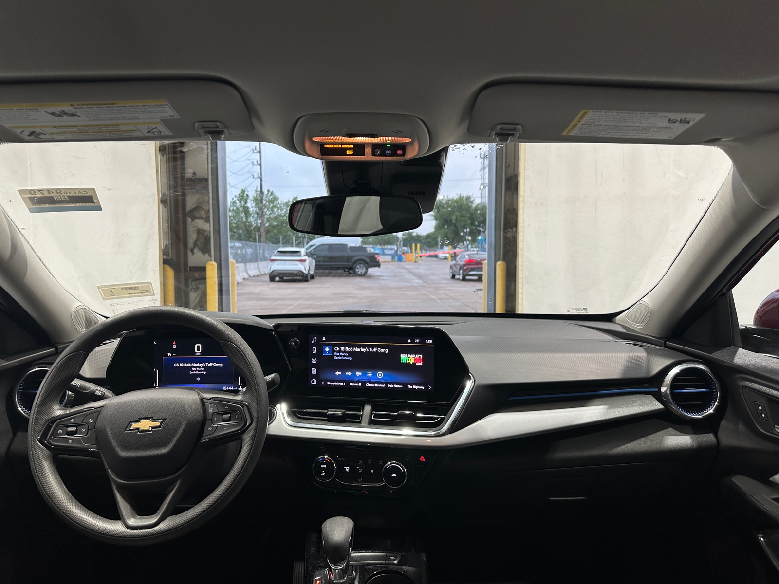 Thumbnail: 2025 Chevrolet Trax - 3