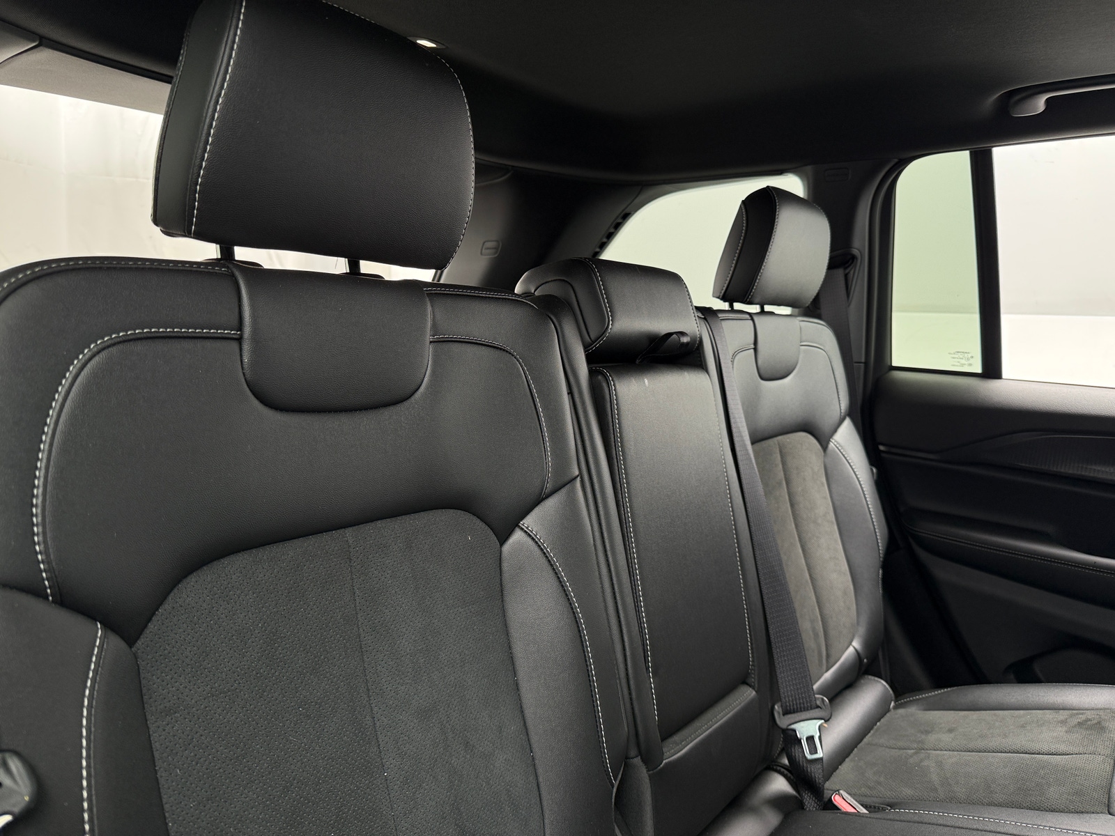 Thumbnail: 2025 Jeep Grand Cherokee - 5