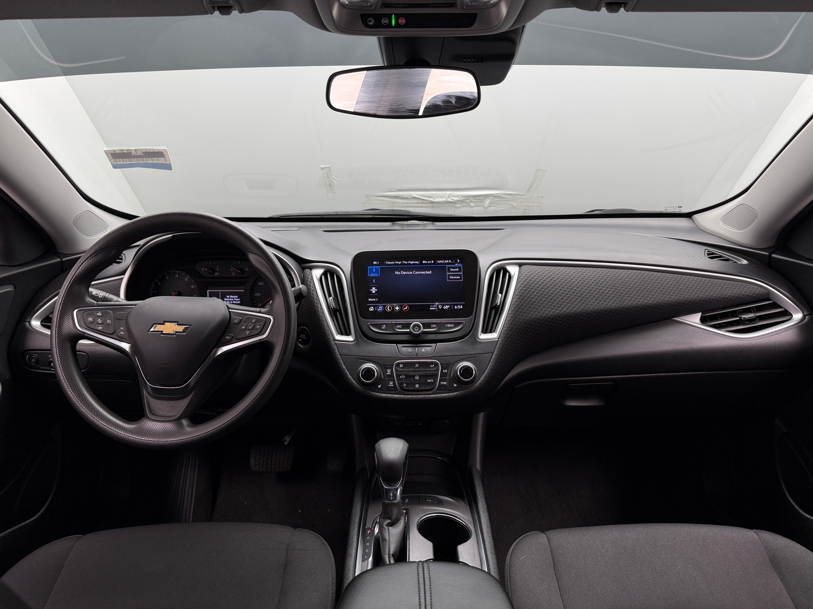 Thumbnail: 2024 Chevrolet Malibu - 3