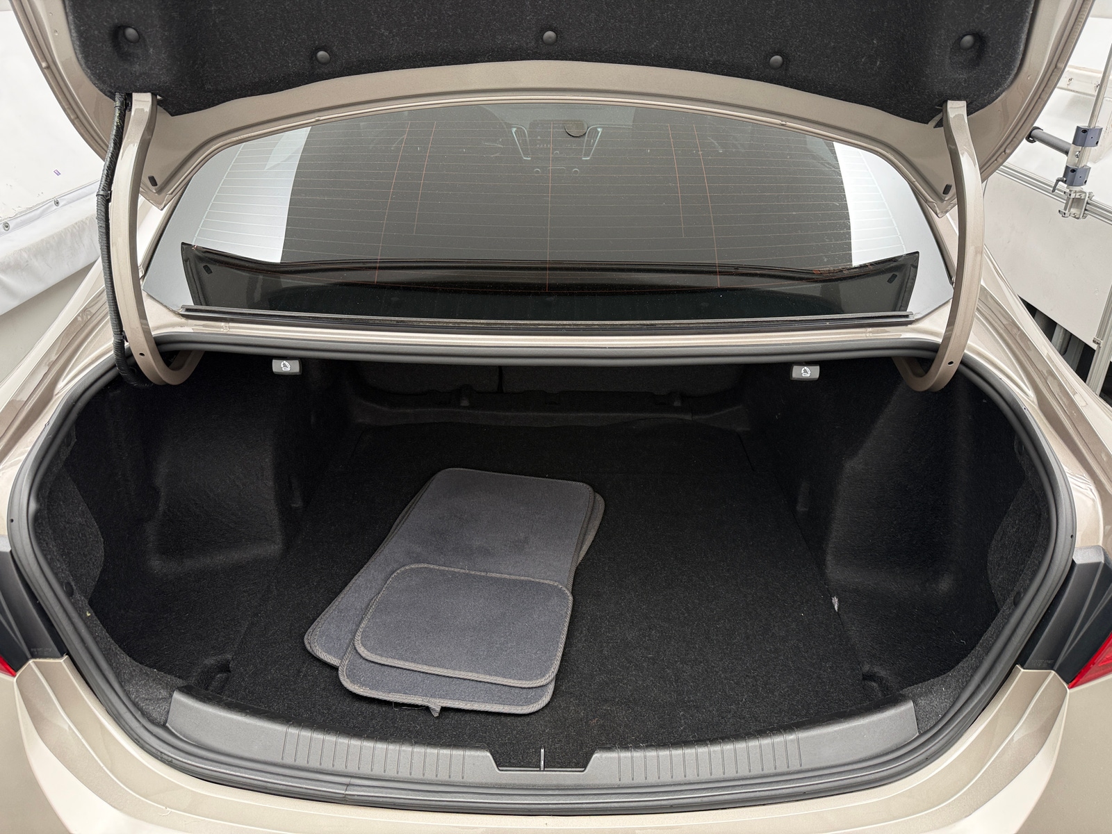 Thumbnail: 2024 Chevrolet Malibu - 7