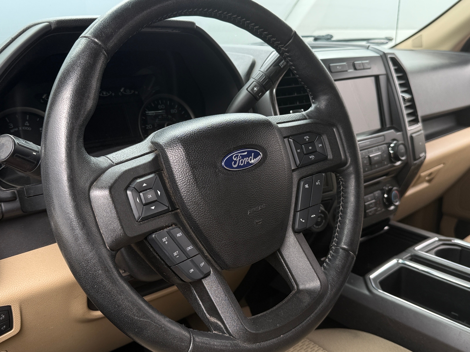 Thumbnail: 2018 Ford Econoline - 5