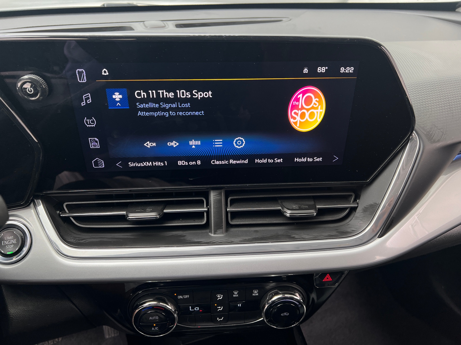 Thumbnail: 2025 Chevrolet Trax - 4