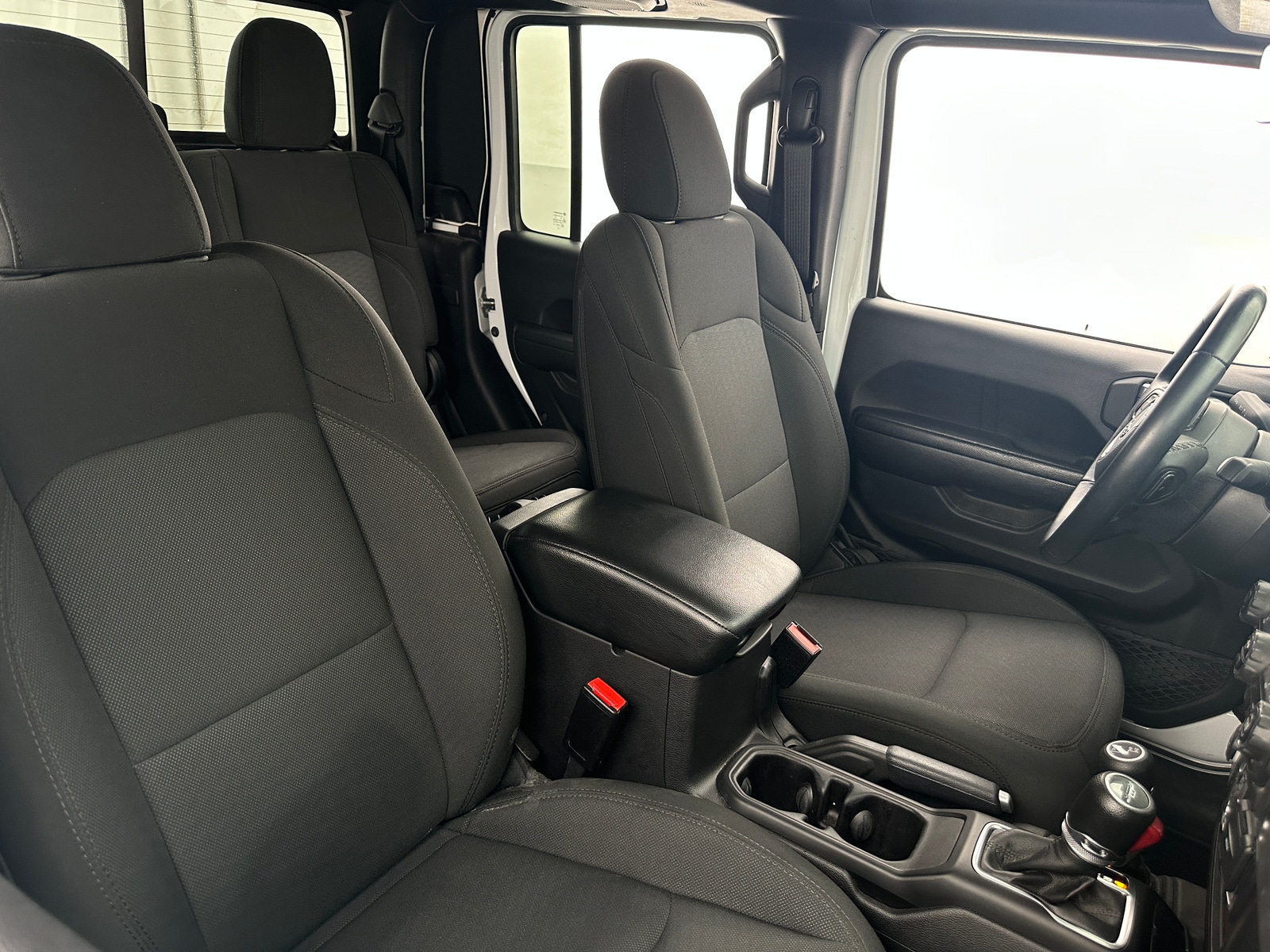 Thumbnail: 2022 Jeep Gladiator - 2