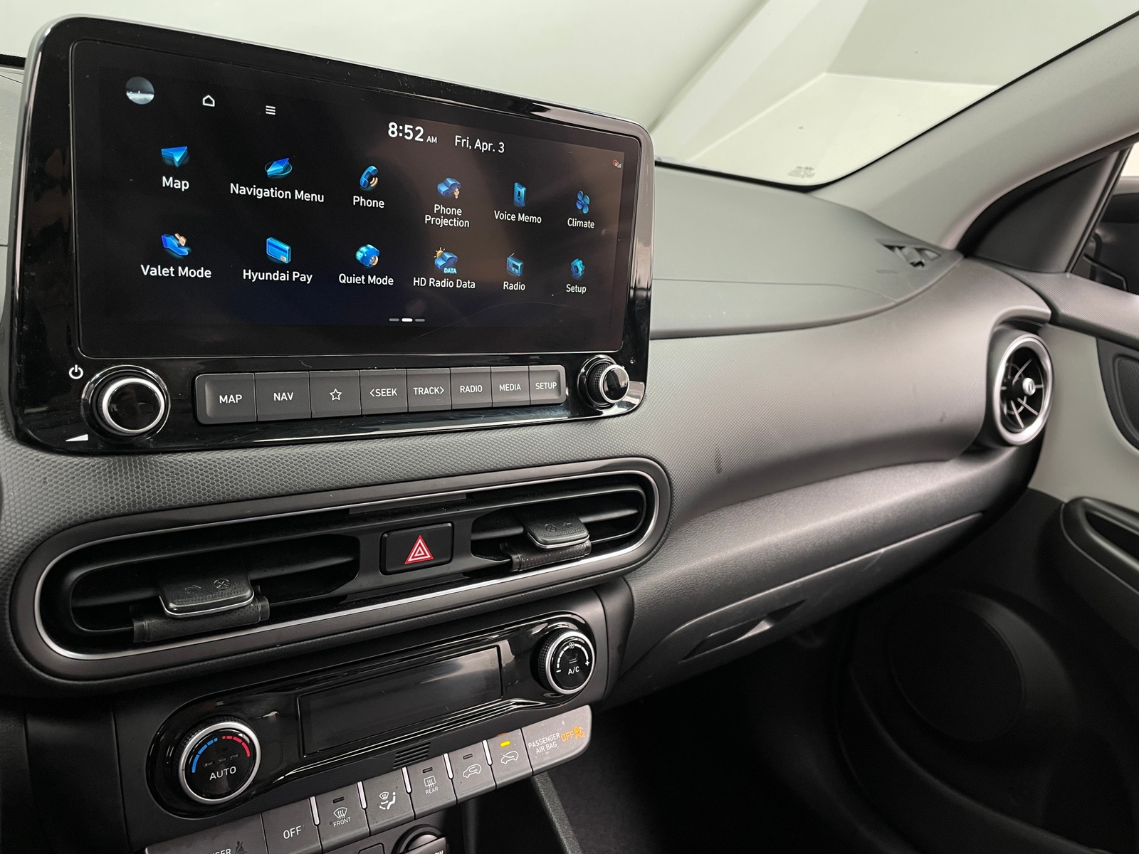 Thumbnail: 2023 Hyundai Kona - 4