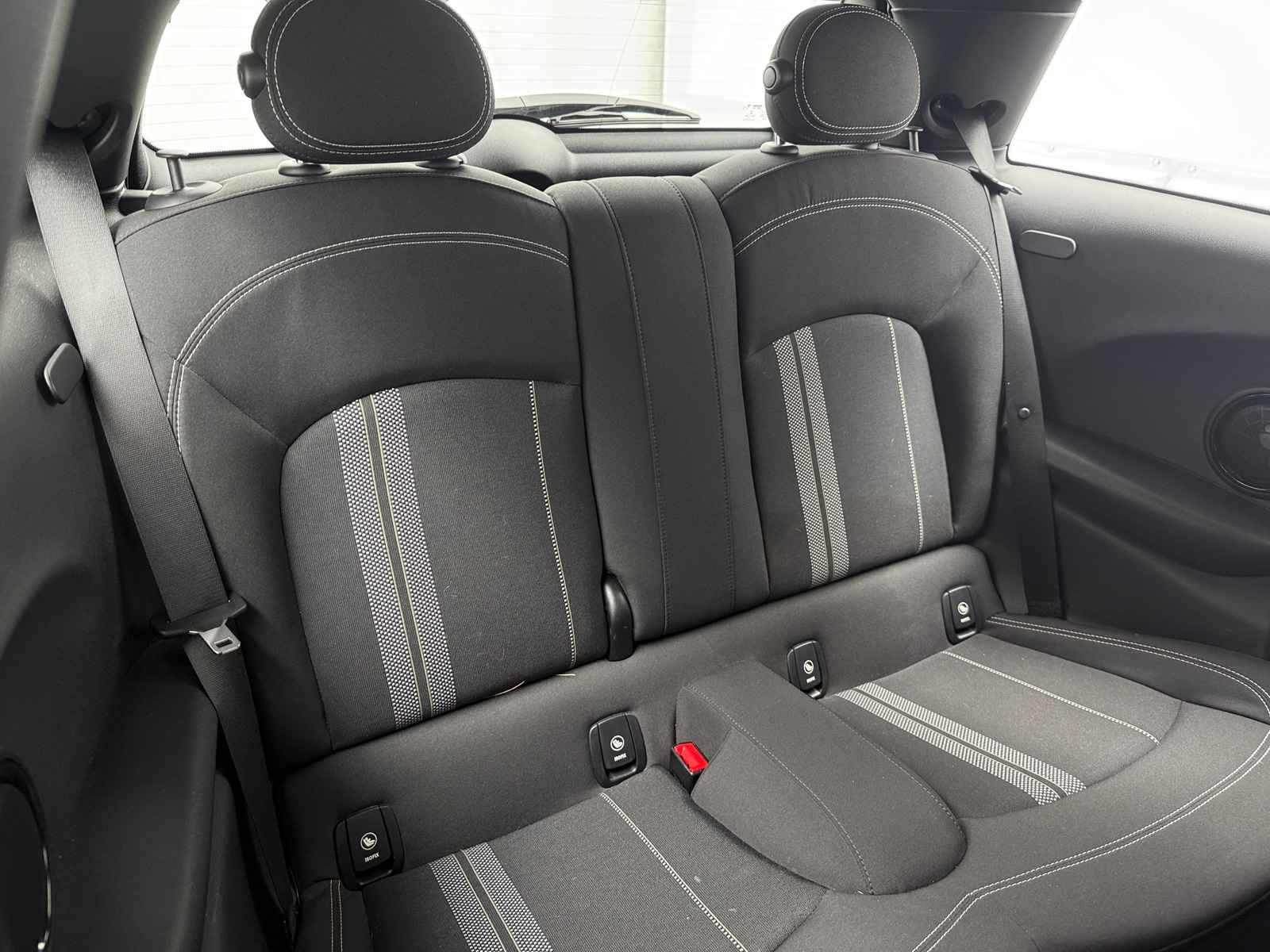 Thumbnail: 2015 MINI Cooper Hardtop - 5