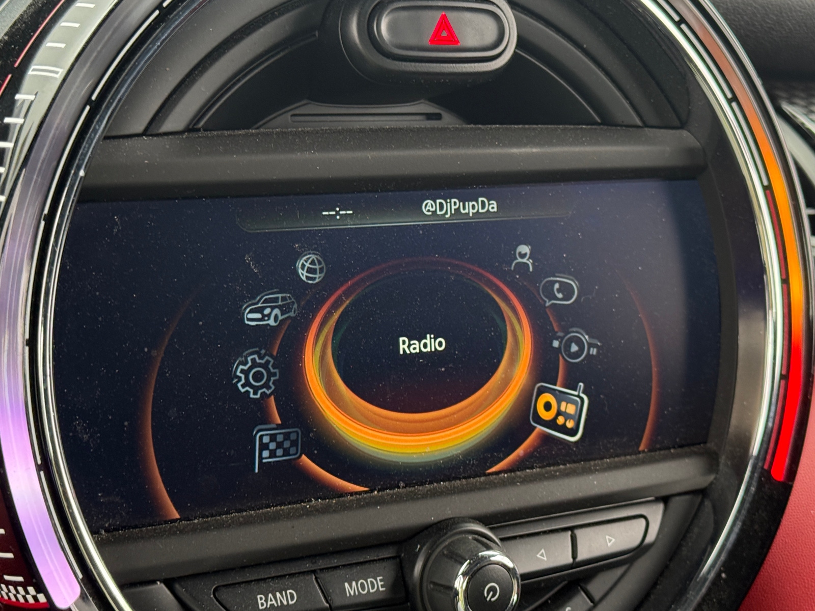 Thumbnail: 2015 MINI Cooper Hardtop - 3