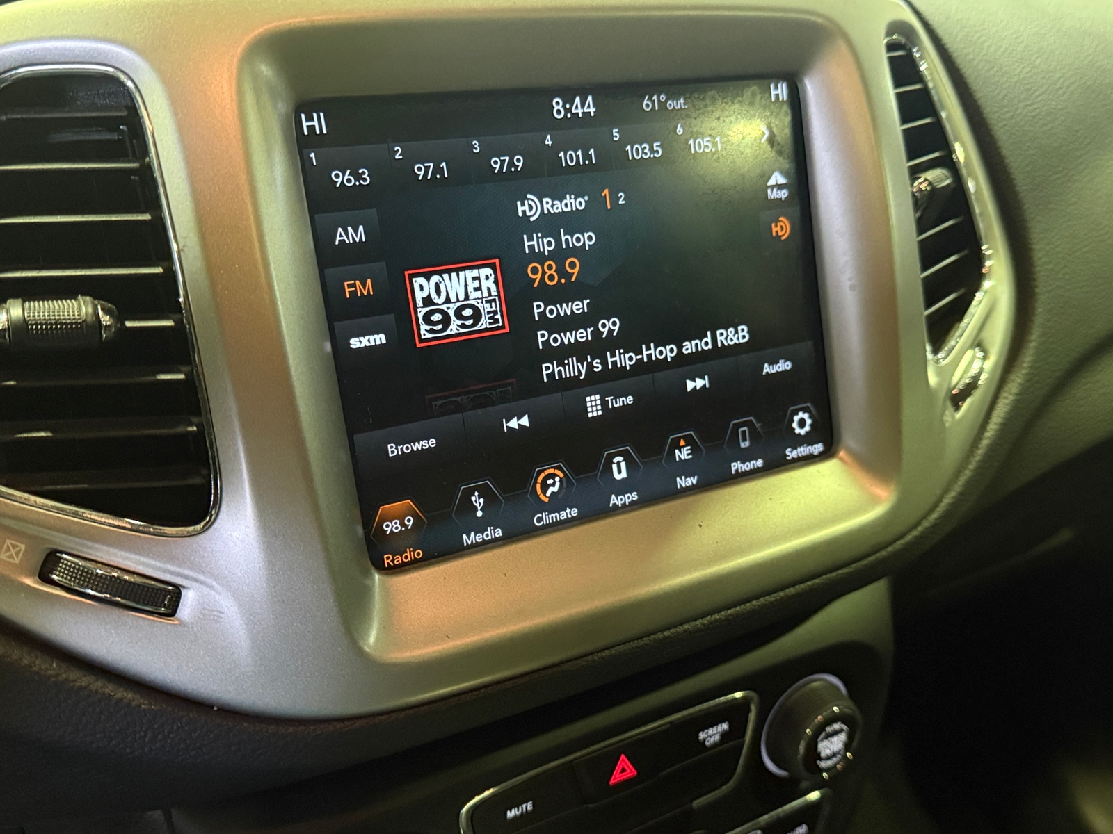 Thumbnail: 2019 Jeep Compass - 4