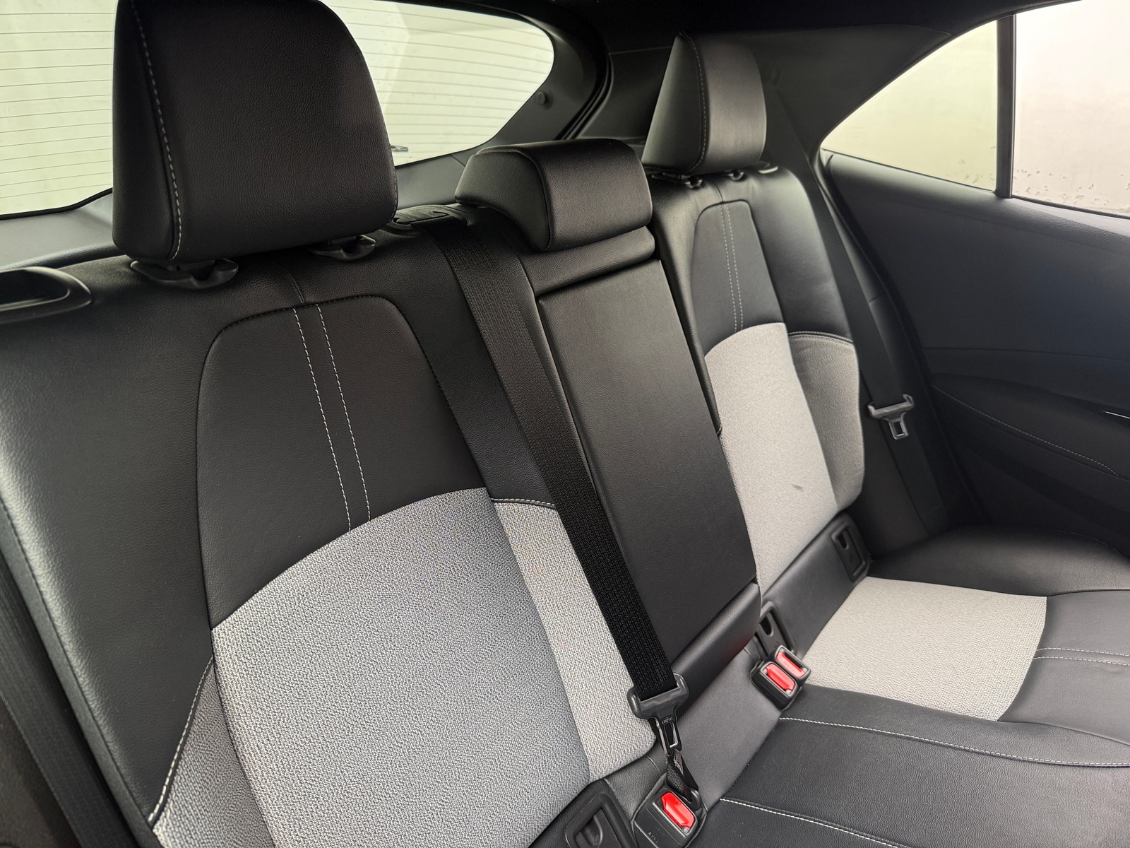 Thumbnail: 2025 Toyota Corolla - 6