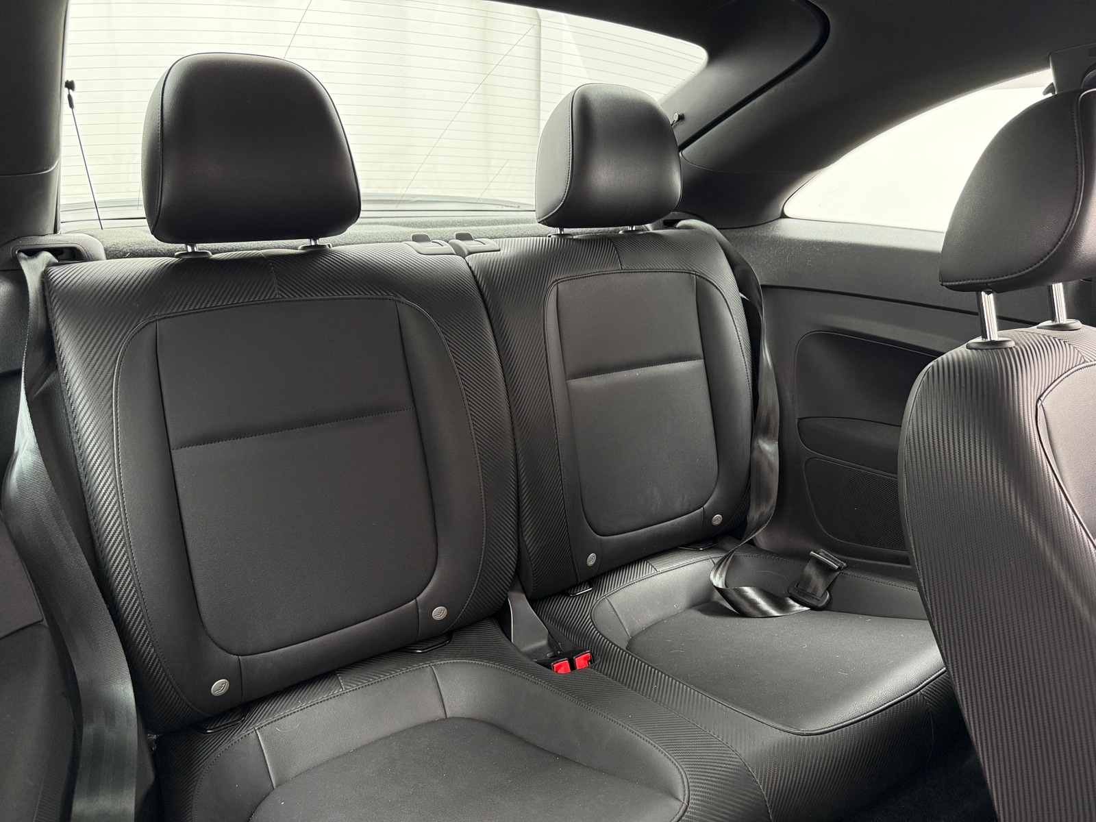 Thumbnail: 2018 Volkswagen Beetle - 6