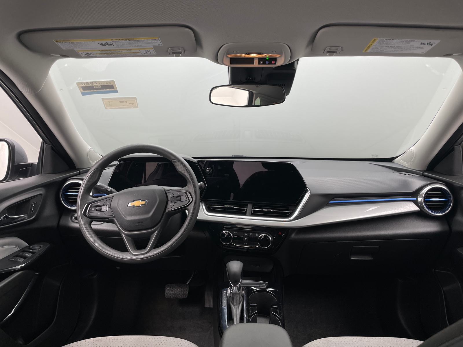 Thumbnail: 2025 Chevrolet Trax - 3