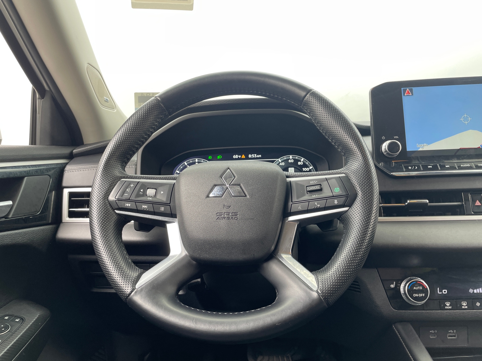 Thumbnail: 2022 Mitsubishi Outlander - 4