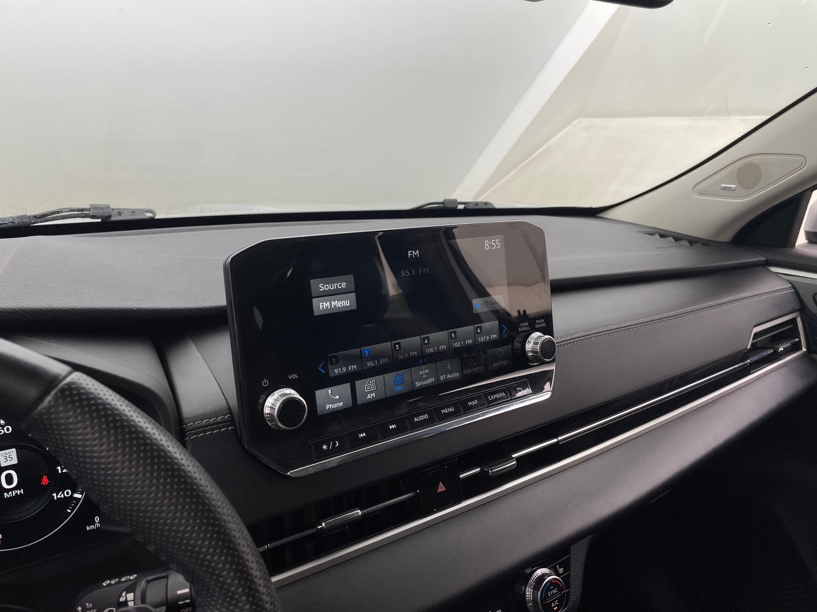 Thumbnail: 2022 Mitsubishi Outlander - 3