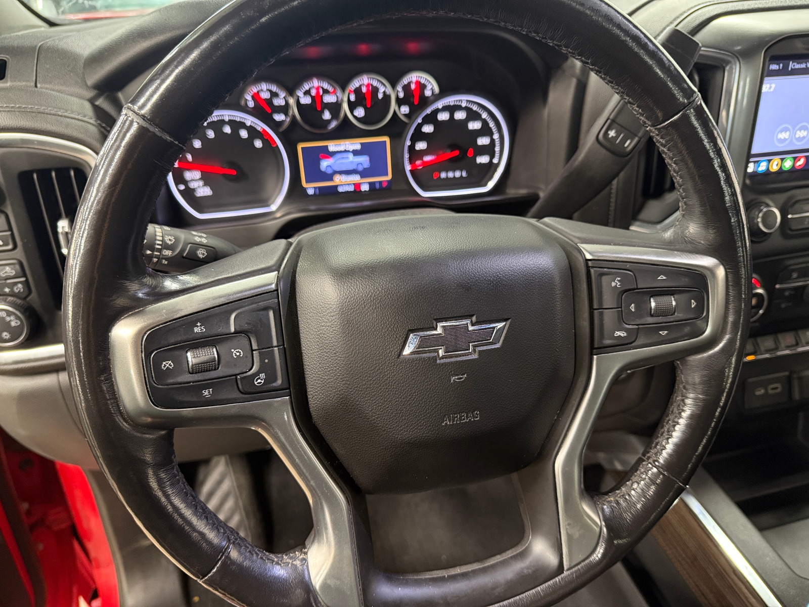 Thumbnail: 2019 Chevrolet Silverado 1500 - 4