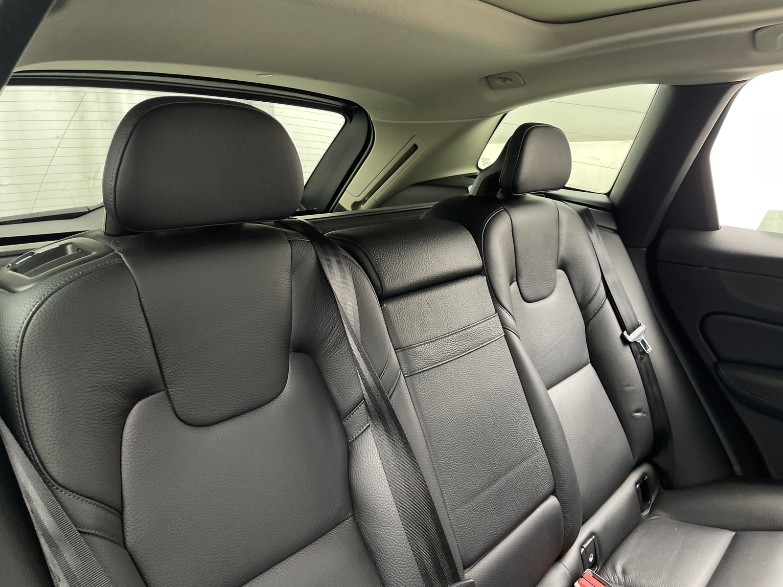 Thumbnail: 2018 Volvo XC60 - 5