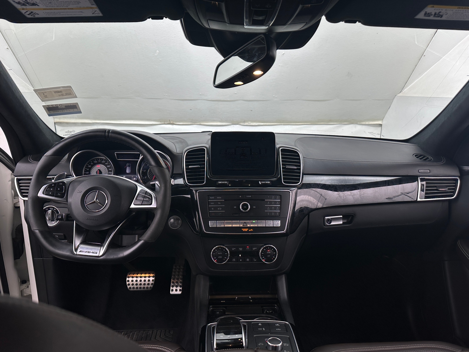Thumbnail: 2018 Mercedes-Benz GLE - 2