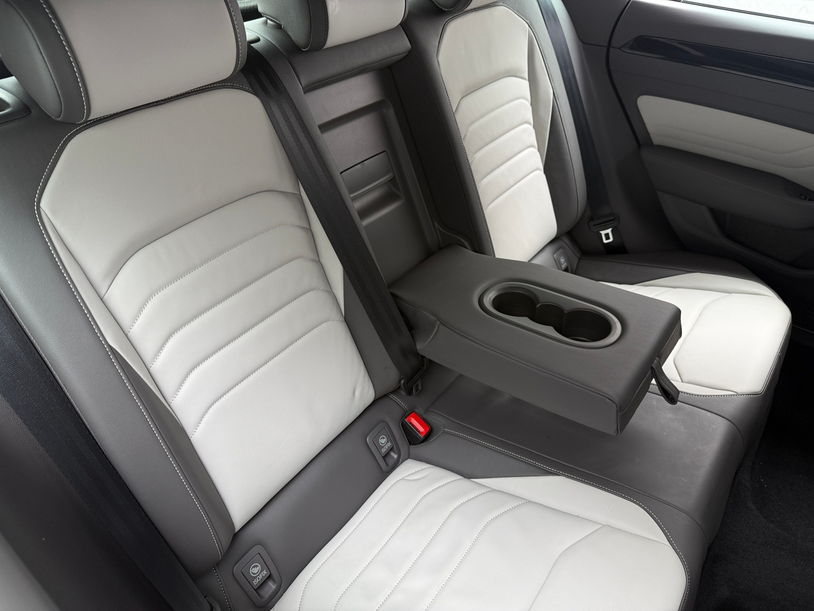 Thumbnail: 2023 Volkswagen Arteon - 5