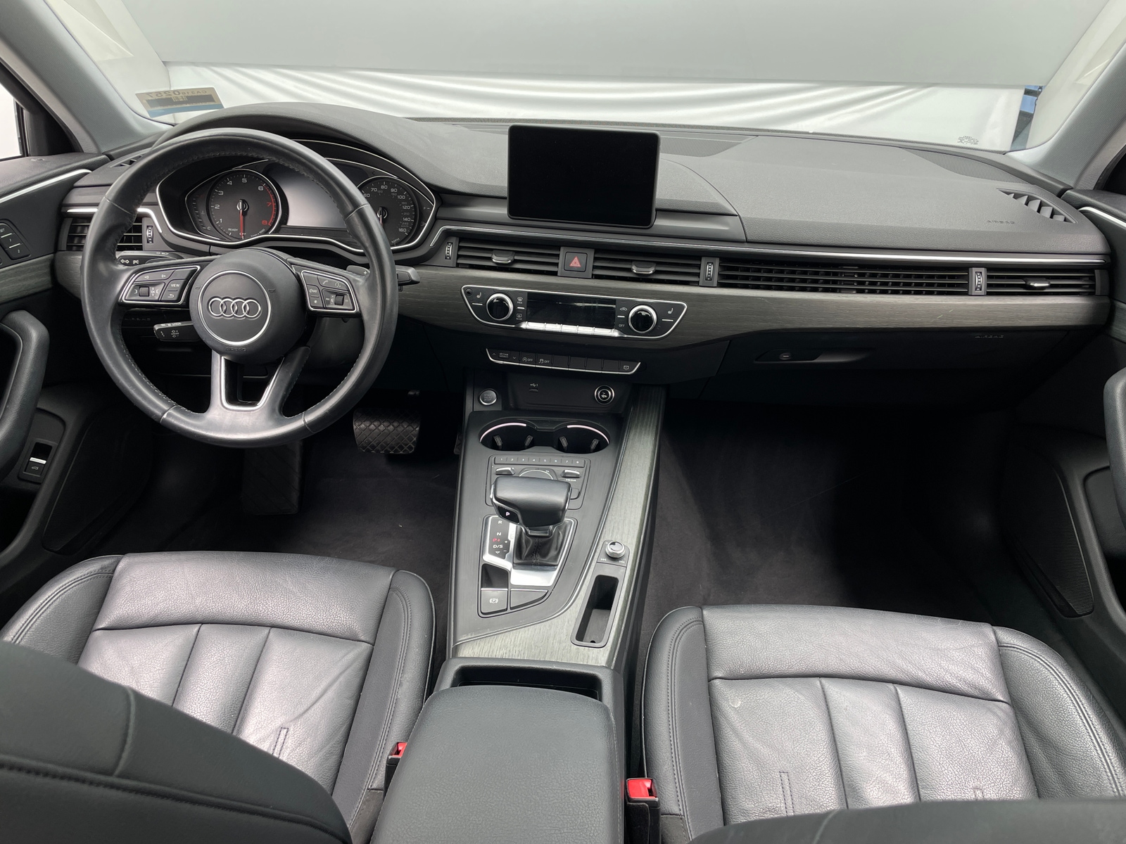 Thumbnail: 2019 Audi A4 - 2