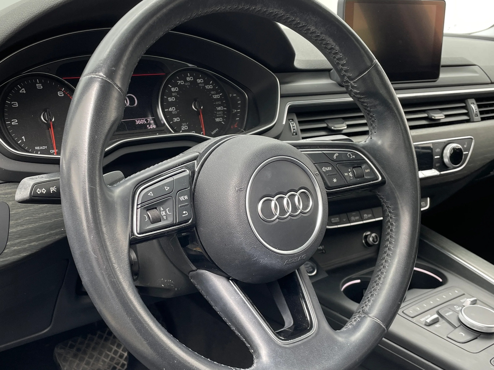 Thumbnail: 2019 Audi A4 - 4