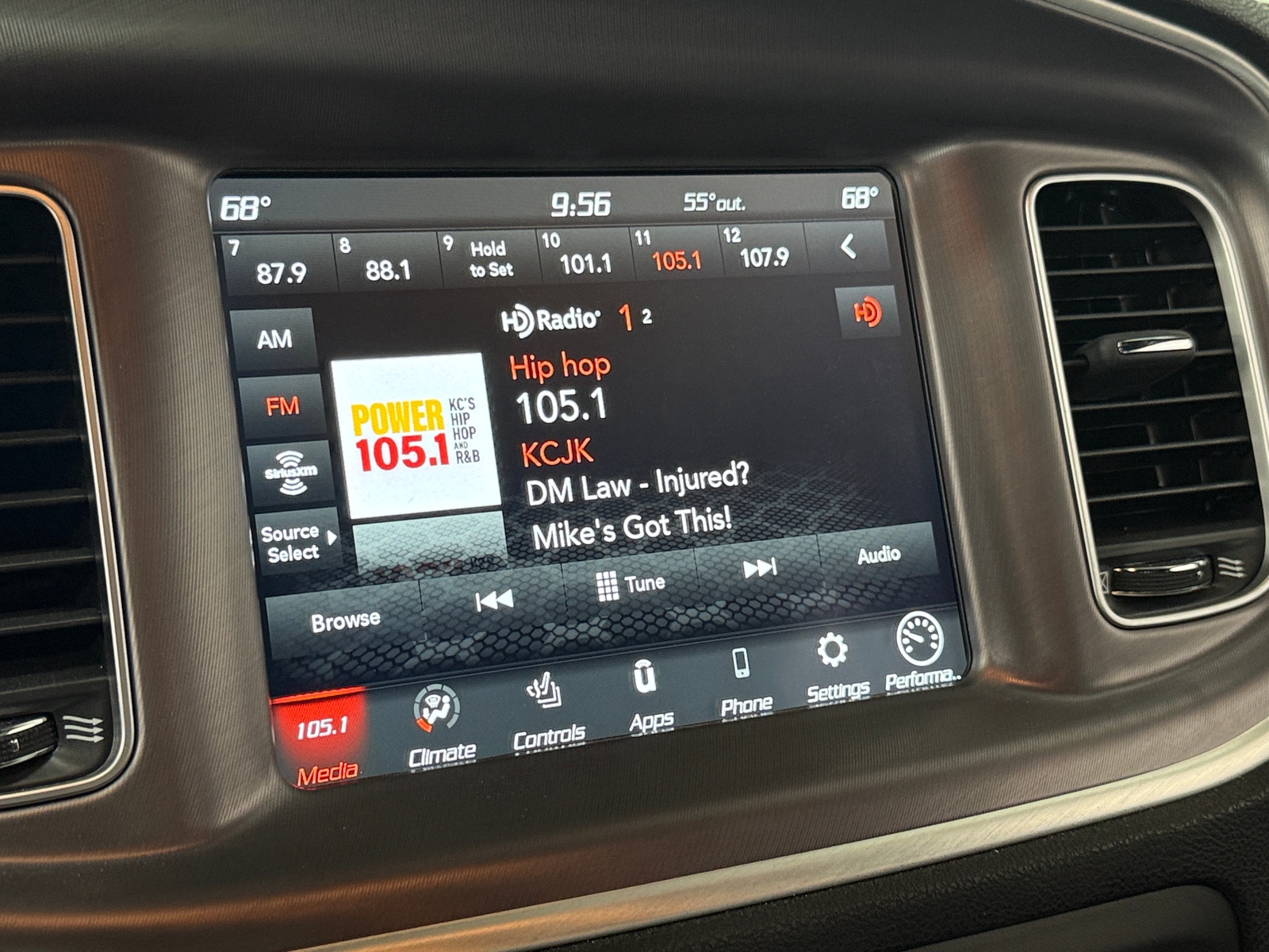 Thumbnail: 2022 Dodge Charger - 4