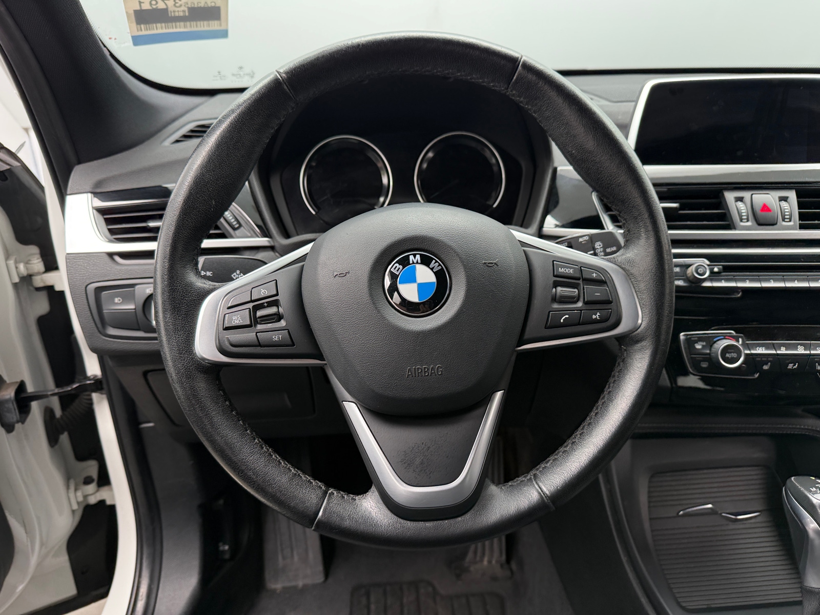 Thumbnail: 2018 BMW X1 - 4