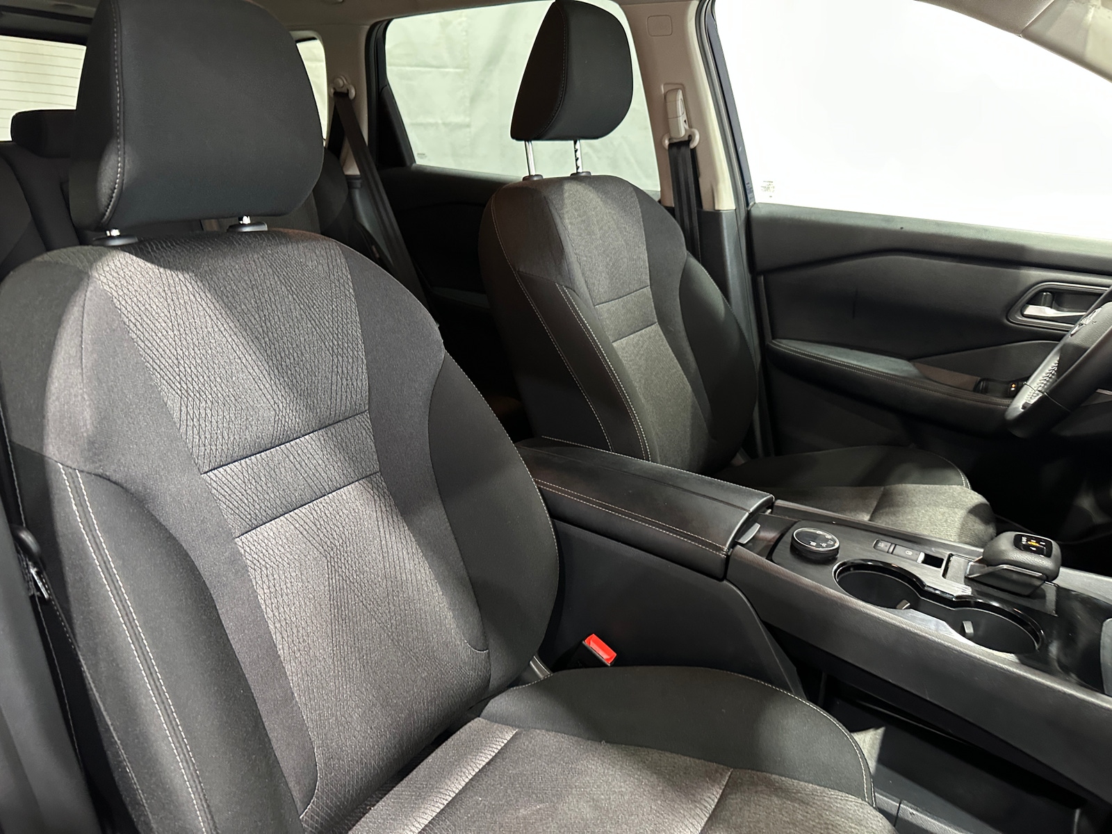 Thumbnail: 2025 Nissan Rogue - 2