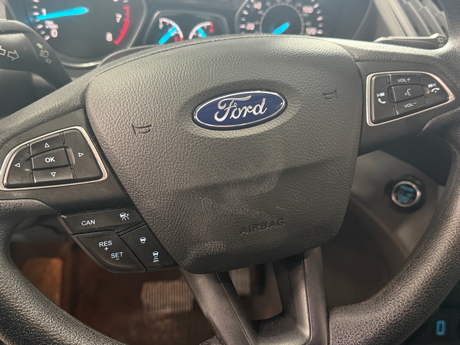 Thumbnail: 2019 Ford Escape - 5