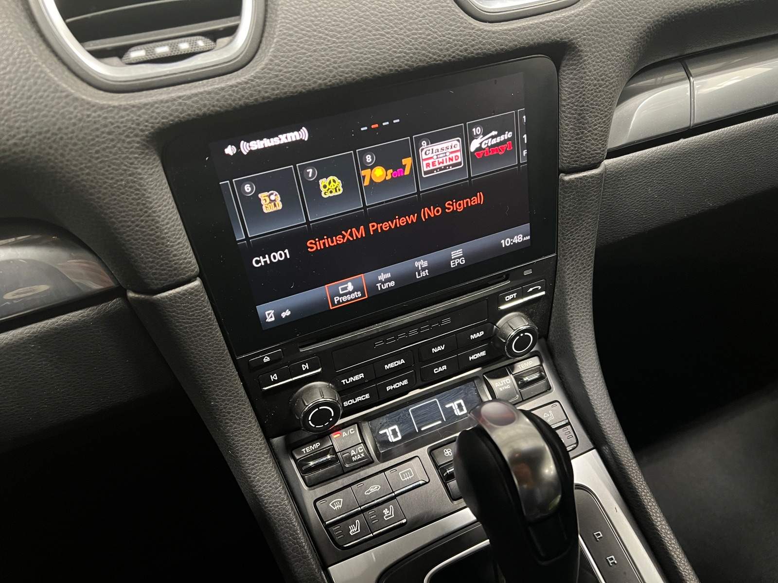 Thumbnail: 2017 Porsche 718 Boxster - 3