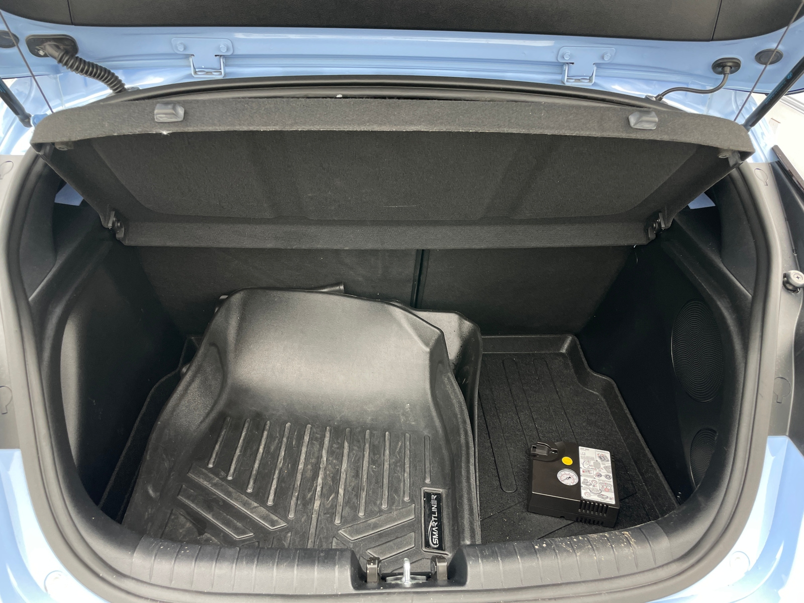 Thumbnail: 2019 Hyundai Veloster - 7