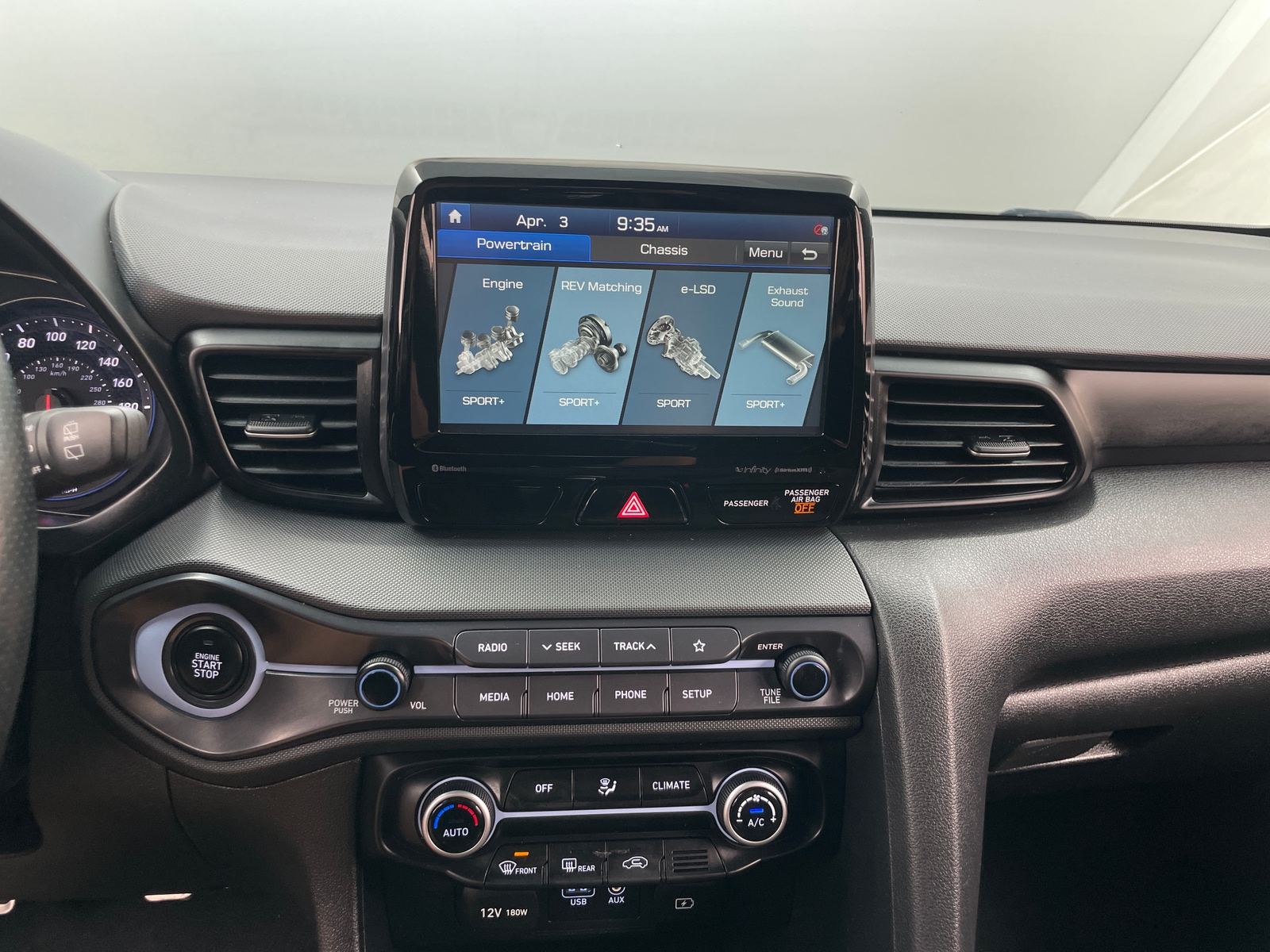 Thumbnail: 2019 Hyundai Veloster - 4