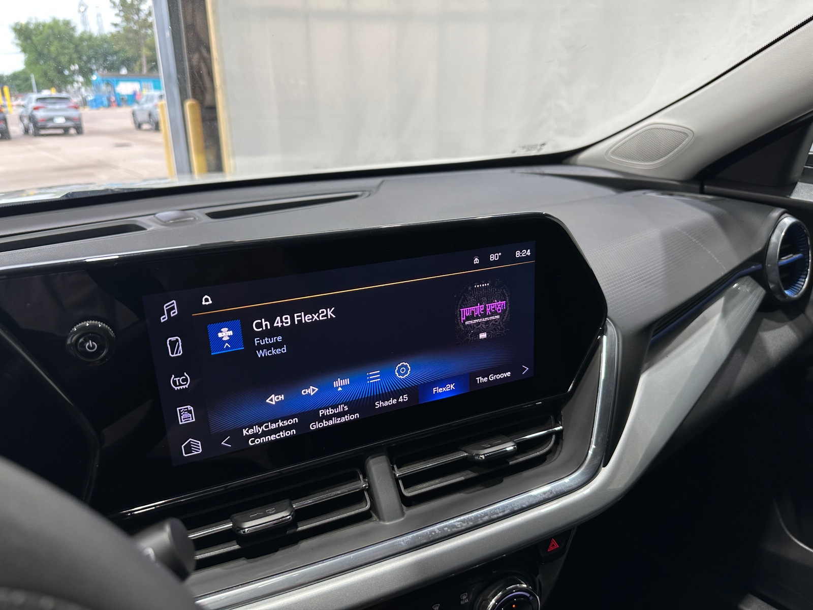 Thumbnail: 2025 Chevrolet Trax - 4